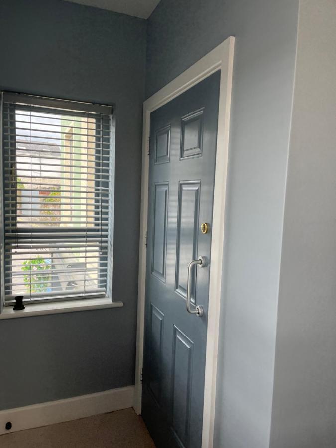 2 Bedroom Apartment Central Town Location Enniscorthy Buitenkant foto